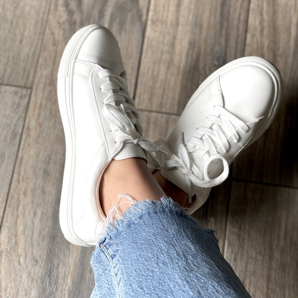 JustFab sneakers - Picture 3 of 3